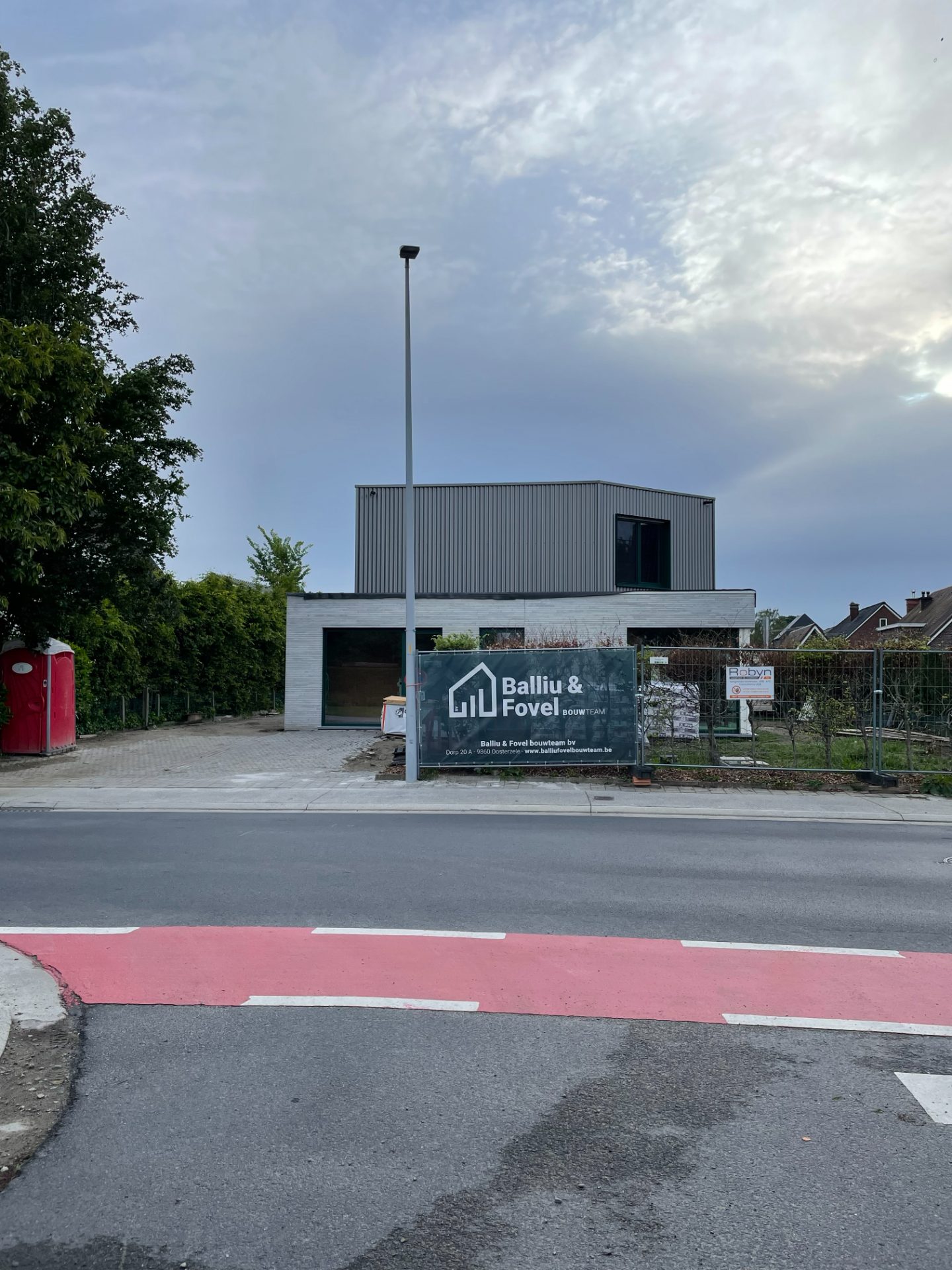 Optopping in houtskelet in Melle